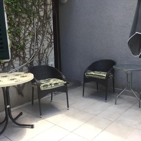 Antique In The Center Of * Brela